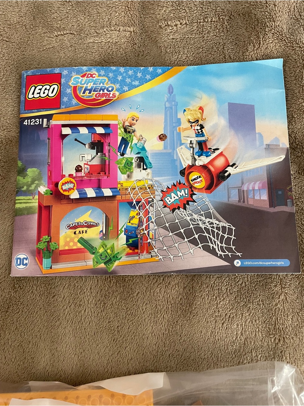 LEGO DC Super Hero Girls: Retired Harley Quinn to the Rescue (41231)